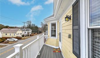 509 Middle Highway Hwy 2, Barrington, RI 02806