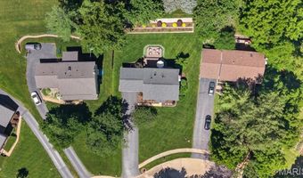315 Claymont Cove Ct, Ballwin, MO 63011