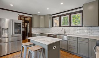 1952 CANTERBURY Rd, Abington, PA 19001