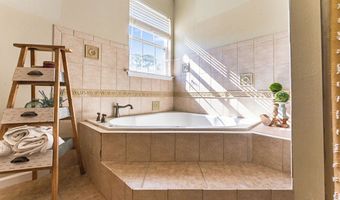 176 Jule St, Apalachicola, FL 32320