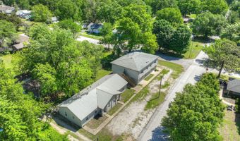 238 E 21st St, Baxter Springs, KS 66713