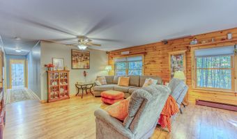 757 Maple St, Bethlehem, NH 03574