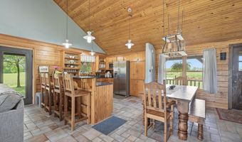 631 W N 10th St, Baxter Springs, KS 66713