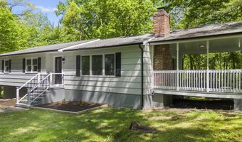 27 Winchester Dr, Shelton, CT 06484