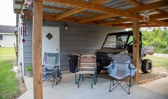 1758 Easons Bluff Rd, Baxley, GA 31513