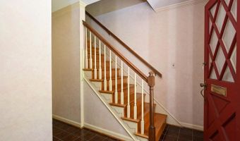 6820 COLBURN Dr, Annandale, VA 22003