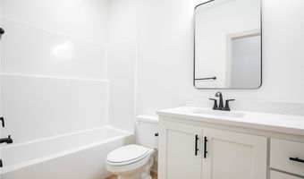 4 Romine Pl, Bella Vista, AR 72715