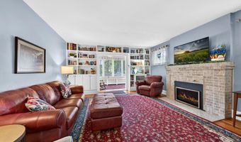 2051 W LIVINGSTON St, Allentown, PA 18104