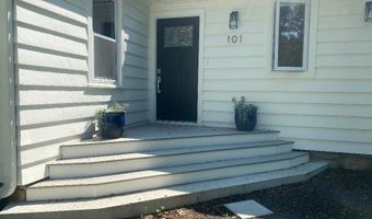 101 Cow Hill Rd, Clinton, CT 06413