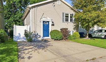 105 Branch Ave, Cumberland, RI 02864