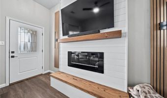209 Bridgewater Dr, Barling, AR 72923