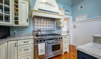 132 Coral St, Beach Haven, NJ 08008