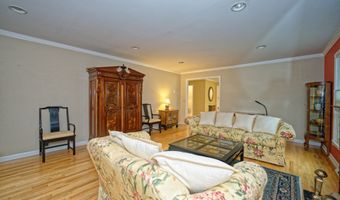 10 Birch Hill Rd, Albany, NY 12211