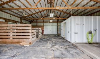 174 County Road 2690, Alvord, TX 76225