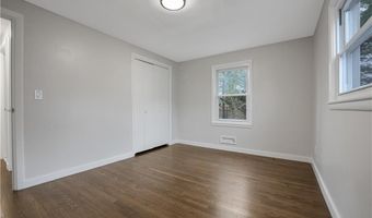 6 Hilton Ave, East Providence, RI 02915