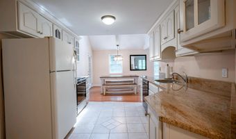 3 Chandler Dr, Atkinson, NH 03811