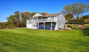 585 Seaside Dr, Jamestown, RI 02835