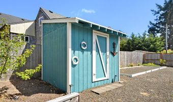 17905 OCEAN Blvd, Rockaway Beach, OR 97136