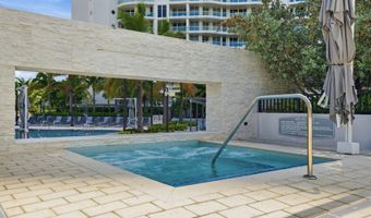7000 W Island Blvd 907, Aventura, FL 33160