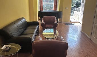 1327 HARVARD St NW, Washington, DC 20009