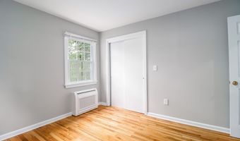 17 Alan Ave, Danbury, CT 06811