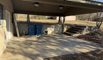 205 S Parkway Dr, Alvarado, TX 76009