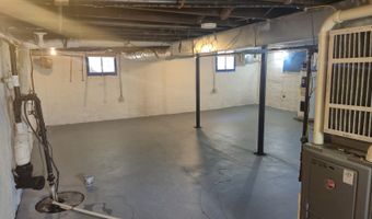 18 Avon Pl, Athens, OH 45701