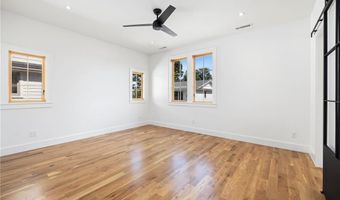 1016 NW A St, Bentonville, AR 72712