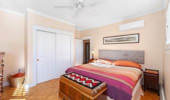 412 11th St NW, Albuquerque, NM 87102
