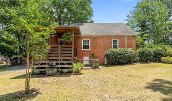 805 N Chestnut St, Aberdeen, NC 28315