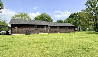613 Hall Ave, Ava, MO 65608