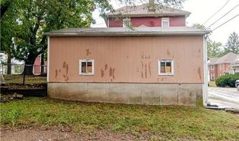 212 N 9th St, Atchison, KS 66002