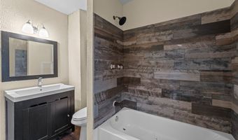 1053 Mount Vernon Ave, Akron, OH 44310