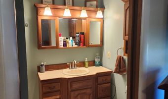 540 Fairlane Dr, Alma, MI 48801