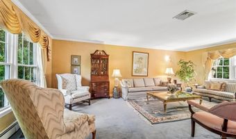 30 Arlton Ave, Allendale, NJ 07401