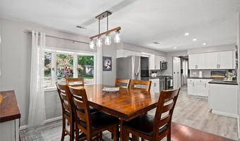 1135 Royal Dr, Amherst, OH 44001