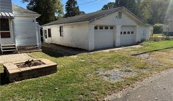 572 W Main St, Adena, OH 43901