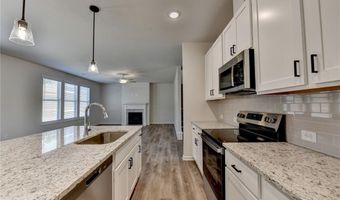 696 Rodeo Dr, Auburn, GA 30011
