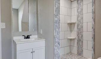 106 S Fox St, Alba, MO 64830