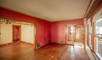 608 E Elm St, Algona, IA 50511