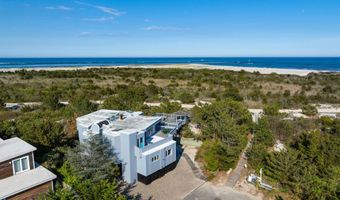 22 E 7TH St, Barnegat Light, NJ 08006