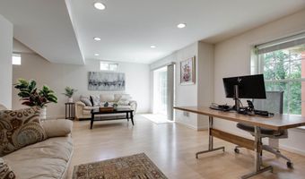 8101 GLEN ARBOR Dr, Baltimore, MD 21237