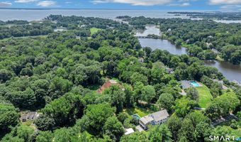 13 Sunswyck Rd, Darien, CT 06820