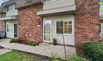 541 Long Shore Dr, Ann Arbor, MI 48105
