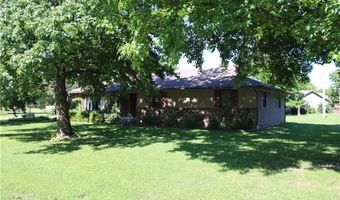 612 N 4th St, Arma, KS 66712