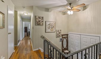 26 Warren Dr, Aberdeen, NJ 07747