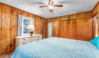 5 Big Oaks Dr, Apalachicola, FL 32320