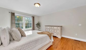 5 Sunset Ln A, Brentwood, NH 03833