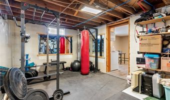 193 Fairway Dr, Akron, OH 44333