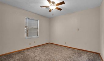 1308 Karen Ave, Altus, OK 73521